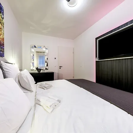 Frankie's - Free Parking Appartement *