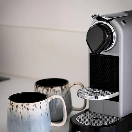 Frankie's - Free Parking